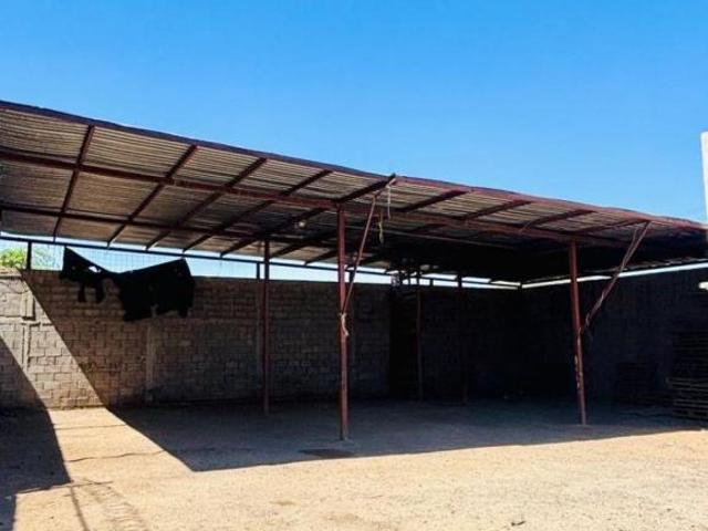 Terreno con Construcción en Venta Colonia Solidaridad