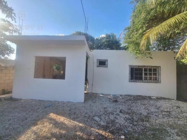 Lote en Venta Ejidal Playa del Carmen | Terreno Comercial con Construcción Avanzada | C4109