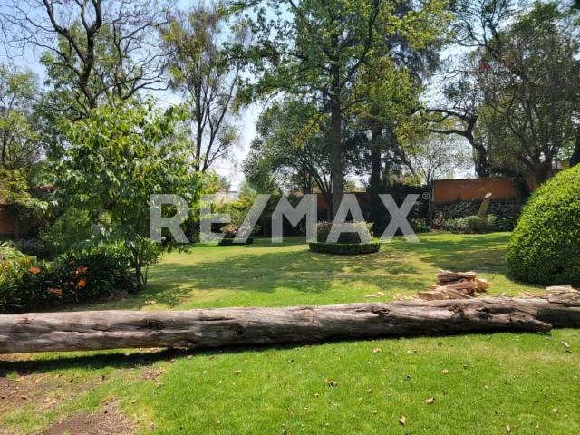 Terreno con construcción en venta en San Jerónimo Lidice 655216