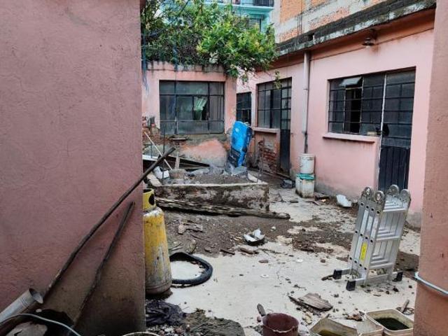 TERRENO CON CONSTRUCCIÓN EN VENTA EN VENUSTIANO CARRANZA 4