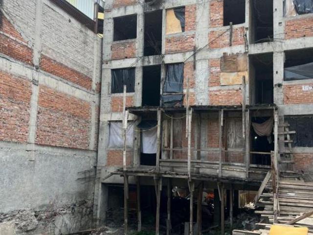 TERRENO CON EDIFICIO EN OBRA NEGRA EN VENTA COL. MOCTEZUMA