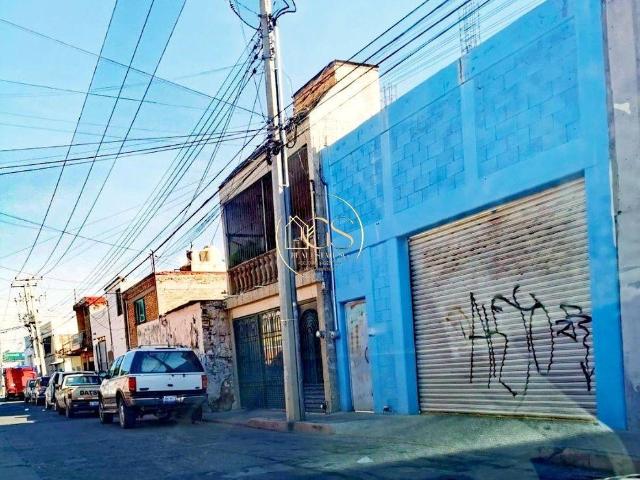 TERRENO CON LOFT MORELOS COLONIA CENTRO CELAYA