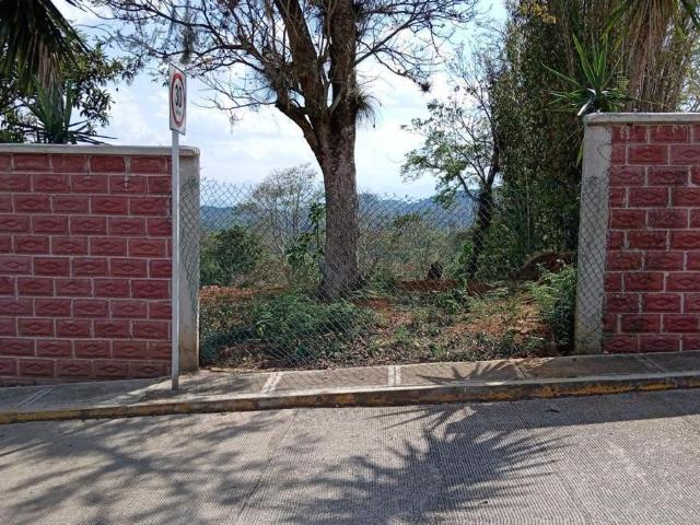 Terreno con luz y drenaje, Benito ju?rez, Xalapa
