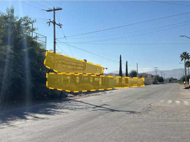 Terreno con oficinas en renta, ideal para resguardar camiones o como central de autobuses