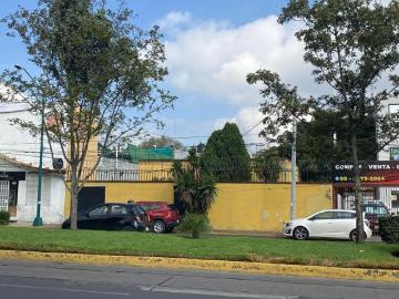 TERRENO CON PEQUEÑA CONSTRUCCION SU PRECIO ES COMO TERRENO A UNA CUADRA DE MEDICA SUR USO DE SUELO