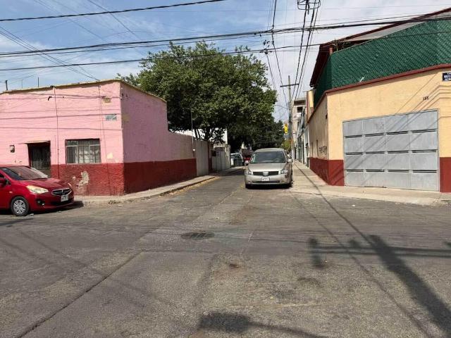 Terreno con Proyecto para Desarrollo Vertical en Mezquit?n, Guadalajara