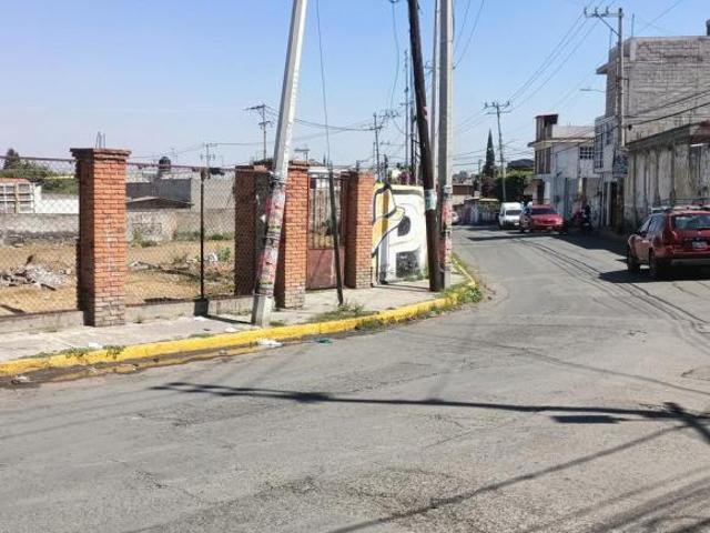Terreno con servicios