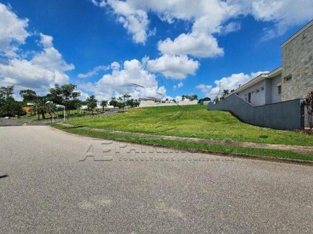TERRENO COND. 1.555,64 m² SAINT PATRICK