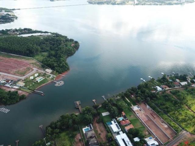 vende se lote no Condomínio Lago do sol Sacramento MG