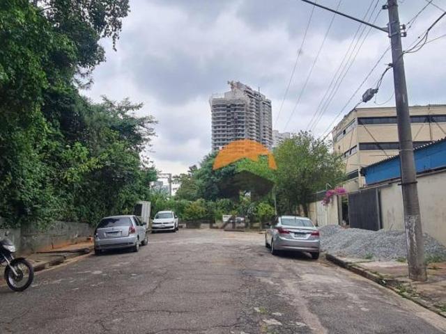 Terreno super bem localizado no BUTANTÃ