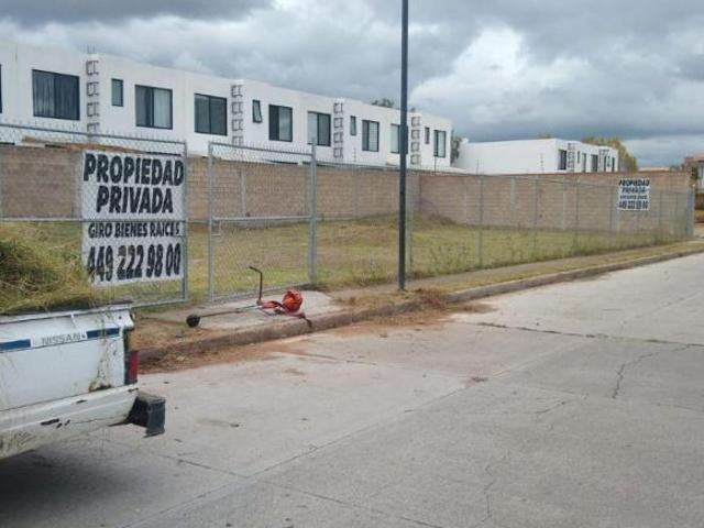 PARA 22 DEPARTAMENTOS, RANCHO SANTA MONICA 611 METROS, FRENTE AL NUEVO PARQUE