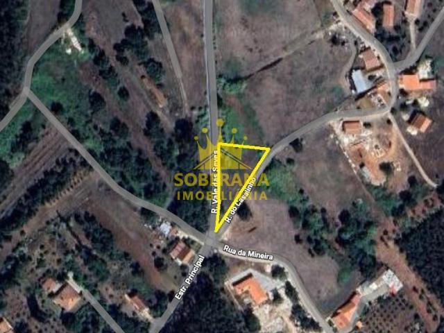 Terreno construtível à venda em Alcobertas Rio Maior