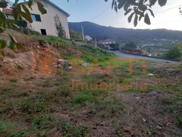 Terreno construtivo Melgaço