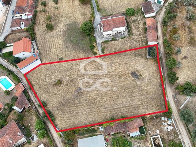 Terreno Construtivo com 2.852 m² Excelente Oportunidade