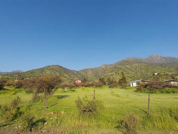 Terreno Construccion en Venta en Acceso por Alvaro Casanova a Calle Carpay