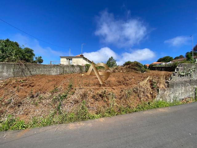 Terreno Costa Oeste