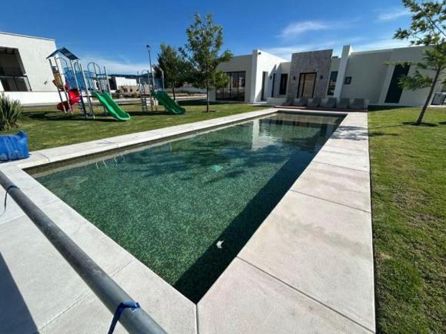 TERRENO DÚPLEX ZIRÁNDARO CONDOMINIO LAVANDA