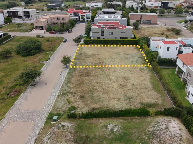 Terreno en venta en El Campanario Queretaro