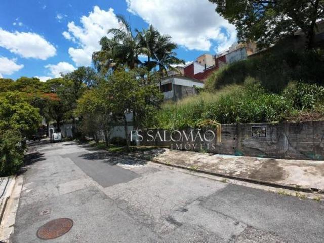 Terreno de Alto Padrão na Vila Romana – Localização Privilegiada