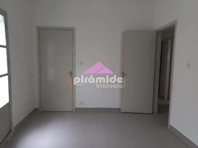 Terreno de aproximadamente 500m² com três casas construídas 1.500.000 Vila Maria São José dos