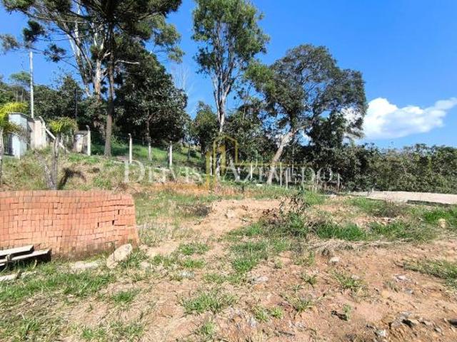 Terreno de chácara à venda, dentro de Poços e Caldas