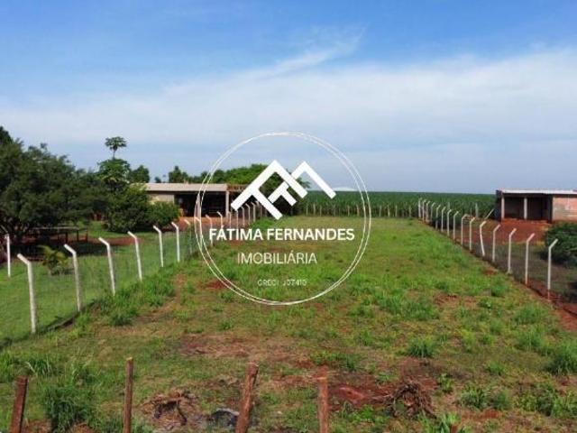Terreno de chácara à venda em Primeiro de Maio