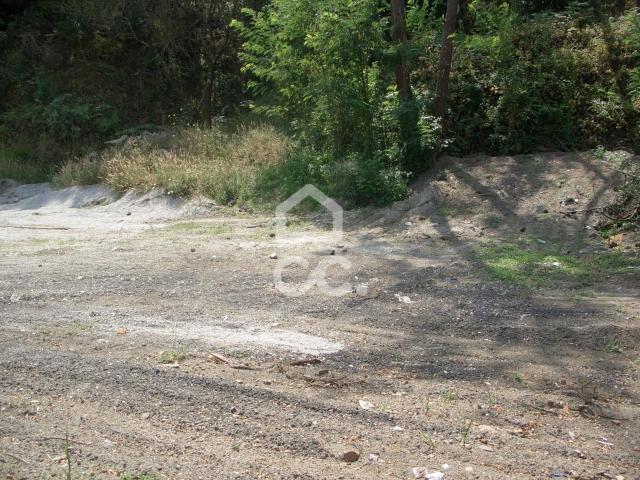 TERRENO DE CONSTRUÇÃO