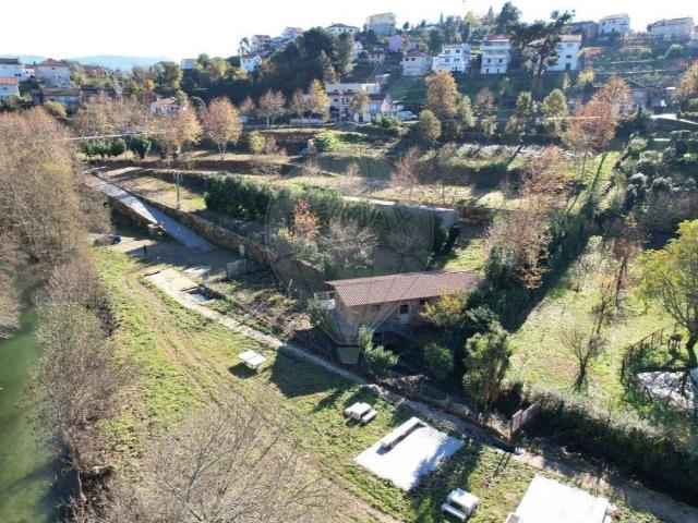 Terreno de construção com 9.202 m2 0m² Arco de Baúlhe e Vila Nune