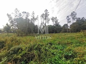 Terreno de construção com ótima localização, para venda, em Vila Nova de Anha