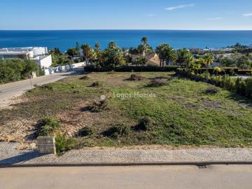 Terreno de Construção com Vista ao Mar com Projeto Aprovado Praia da Luz, Algarve