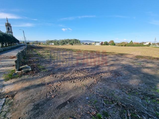 Terreno de construção em Alvelos Barcelos
