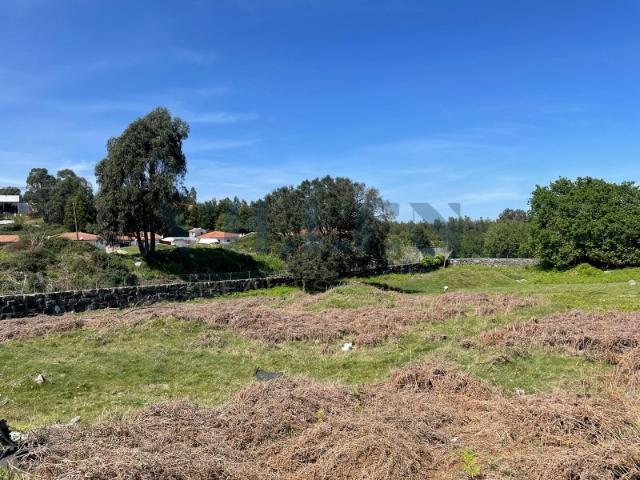 Terreno de construção em Esmeriz Vila Nova de Famalicão