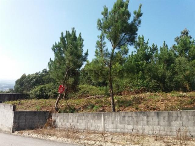 Terreno de construção em Milhazes Barcelos