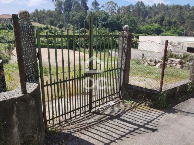 Terreno de Construção, Nespereira e Casais, Lousada