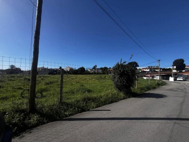 Terreno de Construção Silvade, Espinho