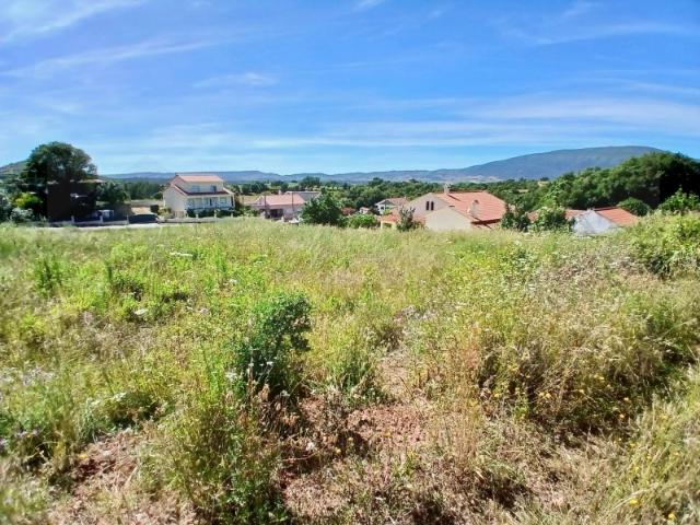 Terreno de Desenvolvimento Próximo a Lisboa | Construa até 5 Casas