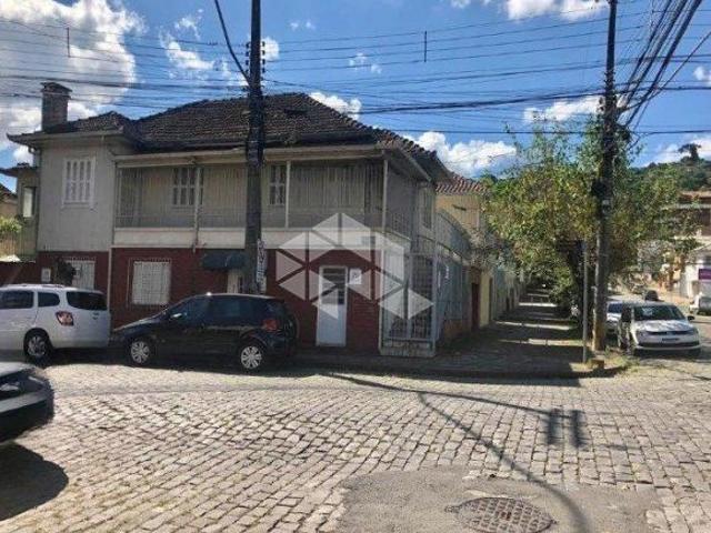 Terreno de Esquina com a Rua Hercules Gallo 180m² Bairro Centro Caxias do Sul