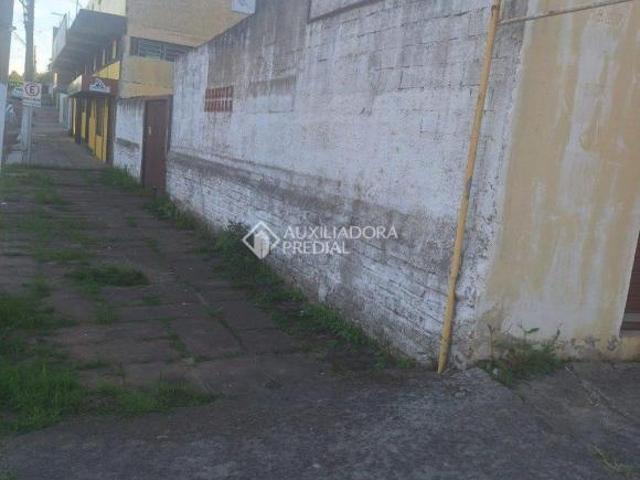 Terreno de esquina com 288 m², excelente localização