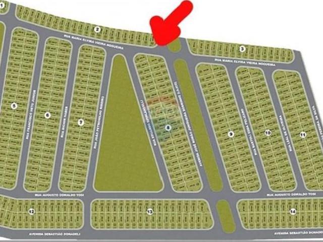 Terreno de esquina com 226,52m² à venda no bairro Residencial Quinta D&apos Aurora em Franca SP