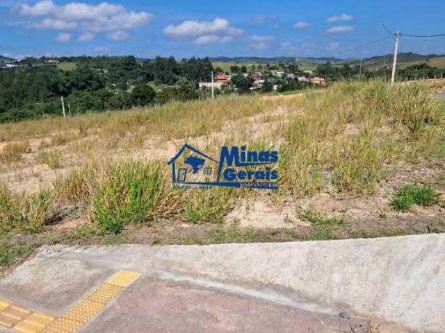 TERRENO DE ESQUINA COM 375M², NO VILA AMÉLIA, VENDE SE!