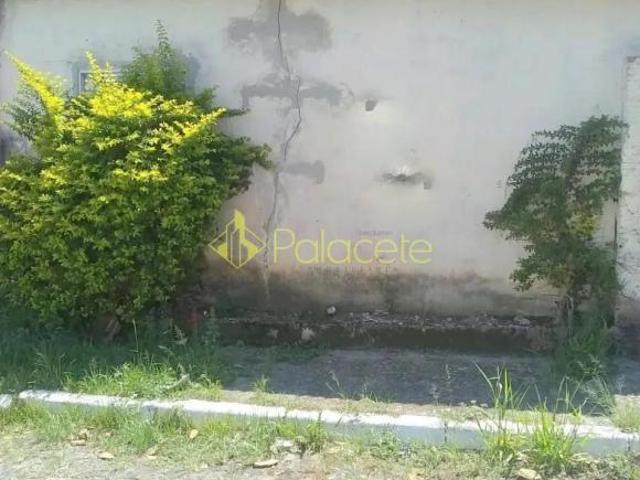 Terreno de esquina com 300m2 contendo casas antigas, à venda, centro, Cachoeira Paulista, SP