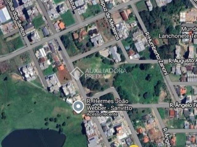Terreno de esquina, com 420m² no bairro Sanvitto