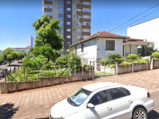 TERRENO DE ESQUINA COM 572,00 M² CENTRO