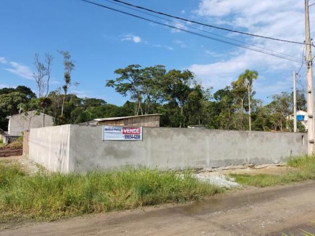 Terreno de Esquina à Venda em Matinhos – Registrado/Murado/Aterrado