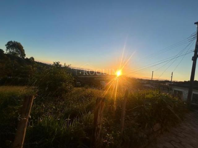 Terreno de Esquina à Venda no Bairro Serrinha 397,08m em Andrelândia MG