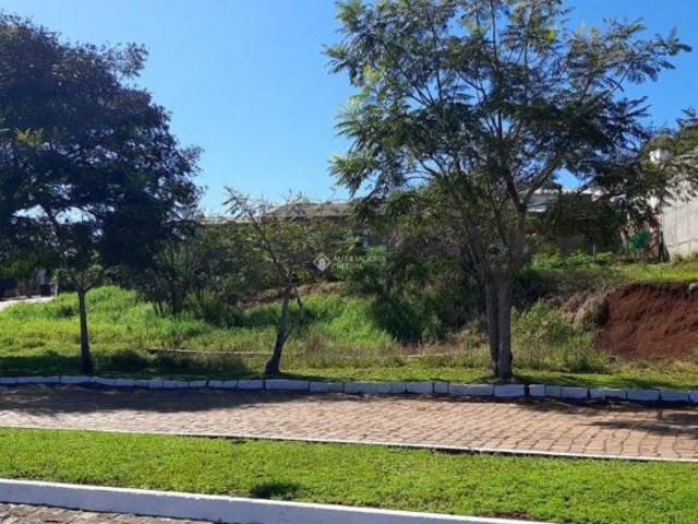 Terreno de Esquina em Agua Santa