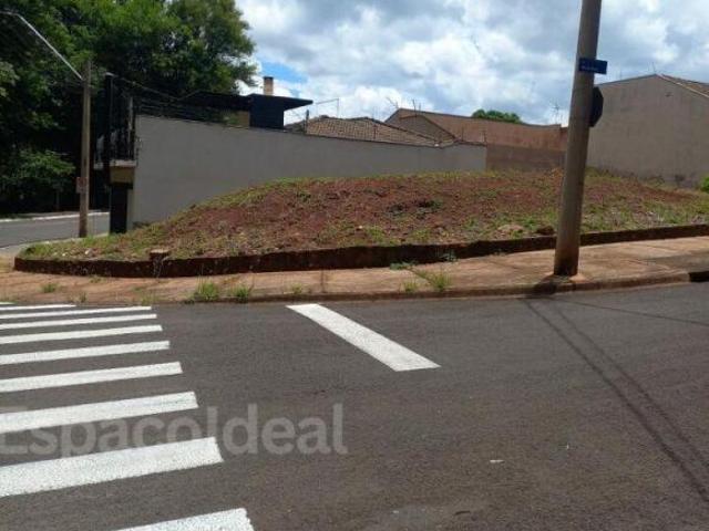Terreno de esquina Jd Europa