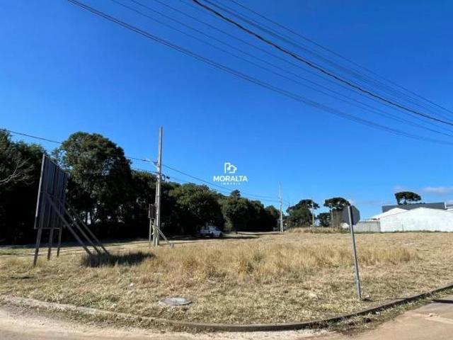 Terreno de esquina localizado no Bairro Costeira