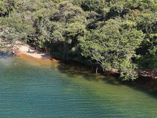 Terreno de esquina margem para o Lago: Ágio Imperdível!