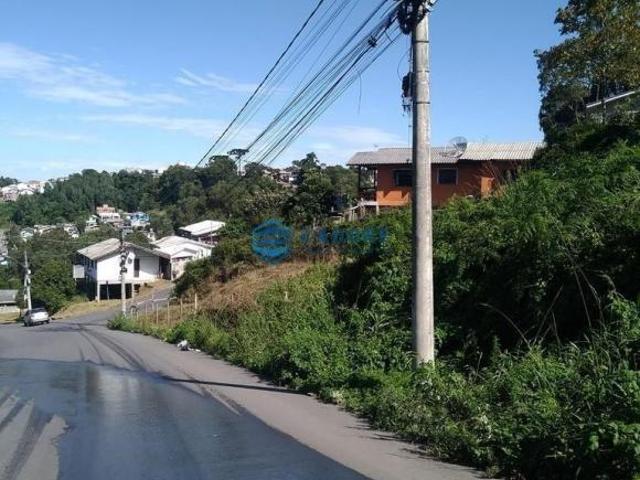 TERRENO DE ESQUINA NO BAIRRO CHARQUEADAS
